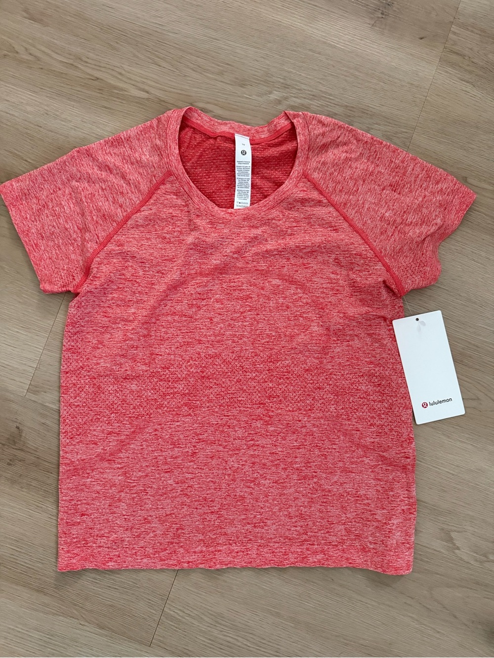 Lululemon swiftly t shirt size 10 new with tags